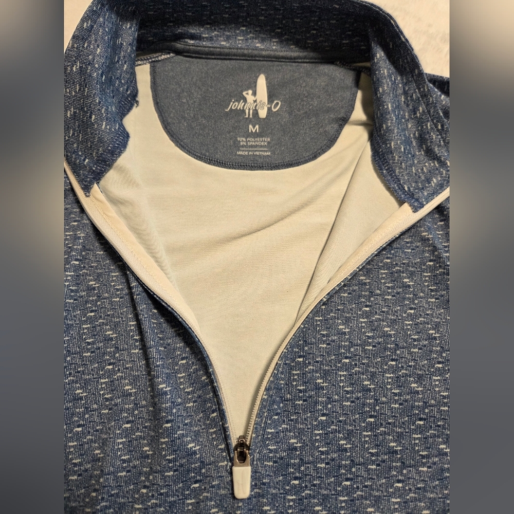 Johnnie-O Men's Lake Brunswick PREP-FORMANCE Quarter-Zip Size M - Picture 3 of 9